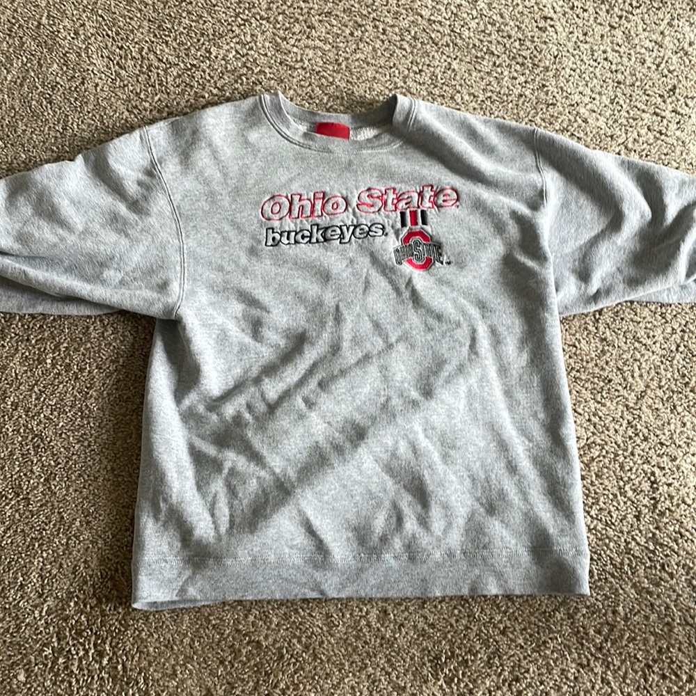 Vintage embroidered Ohio State sweatshirt, size LARGE